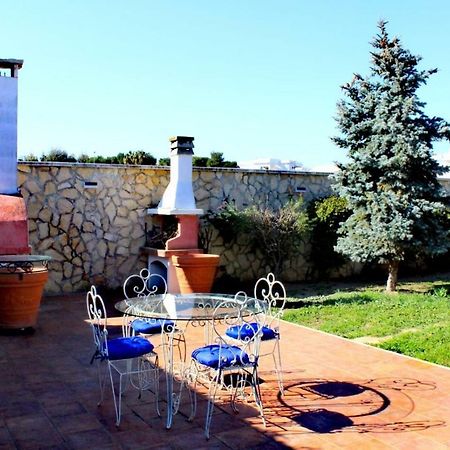 Villa Amelie  Bisceglie Buitenkant foto