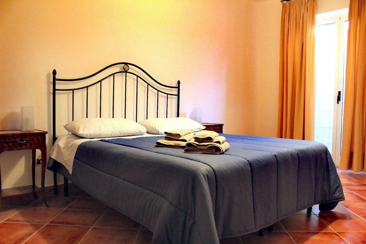 Villa Amelie  Bisceglie Buitenkant foto